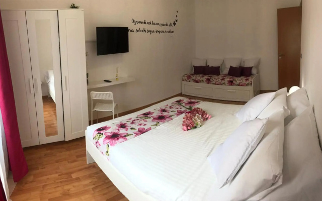 Orchids Apartment