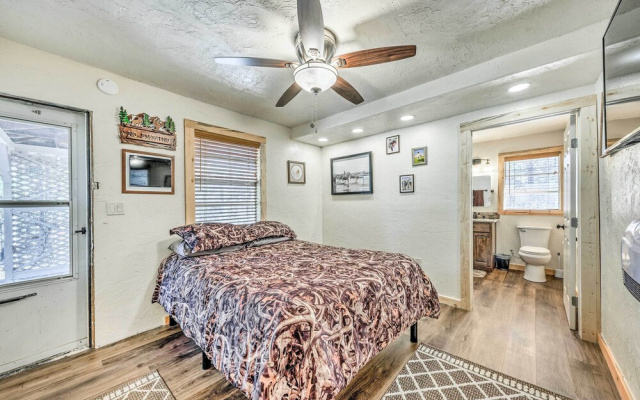 Ruidoso Vacation Rental w/ Covered Hot Tub!