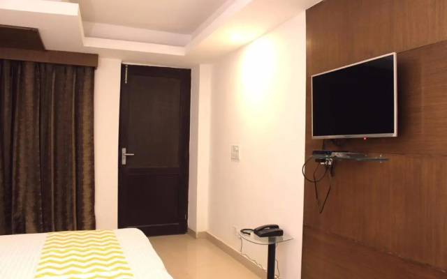 FabHotel Blueberry Hauz Khas