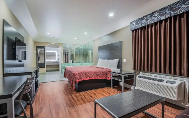 Scottish Inns & Suites IAH Airport - Beltway 8