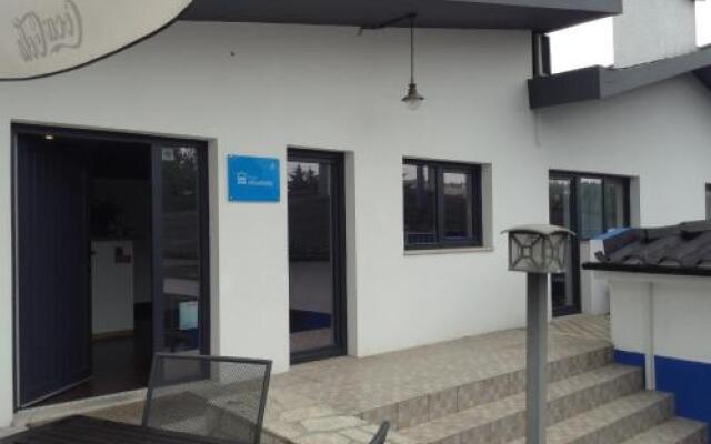 Albufeira Hostel вид на фасад