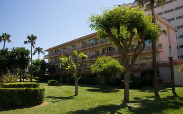 Отель Helios Mallorca Hotel & Apartments Испания, Кан Пастилья - отзывы, цены и фото номеров - забронировать отель Helios Mallorca Hotel & Apartments онлайн вид на фасад