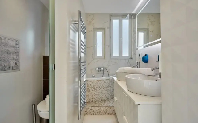 Charming Duplex Center of Paris-montorgueil