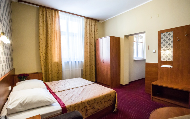 Hotel Maksymilian