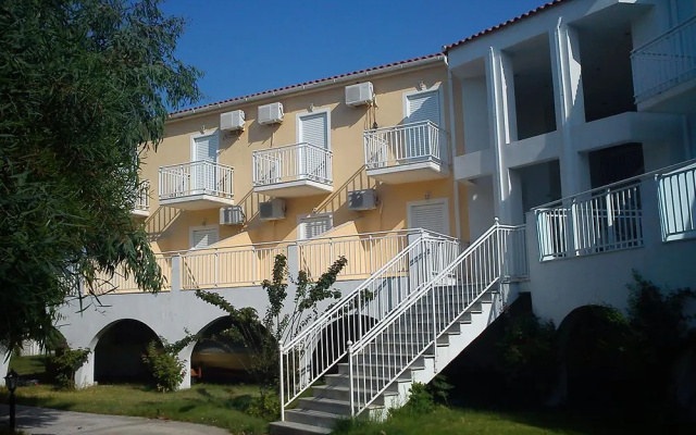 Tavari Beach Hotel