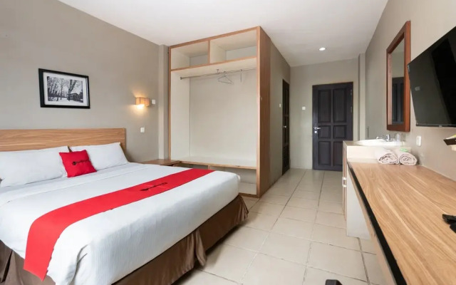 RedDoorz Plus @ Hotel Ulin Samarinda