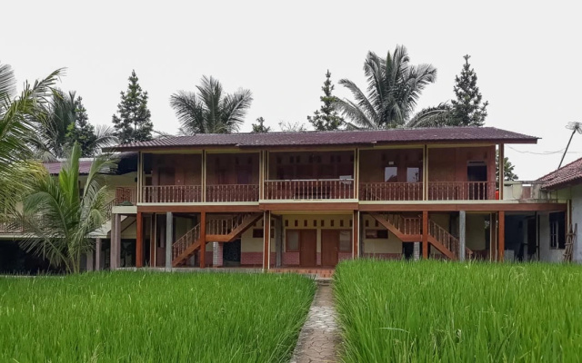 Pendopo Alam Safira RedPartner