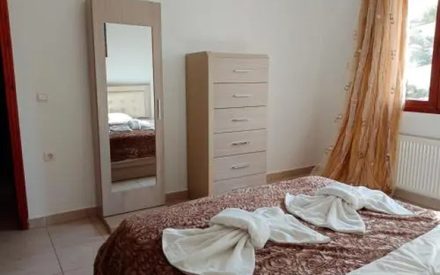 Knossos Apartments
