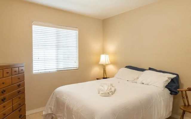 Charming 2-bedroom in East Palo Alto