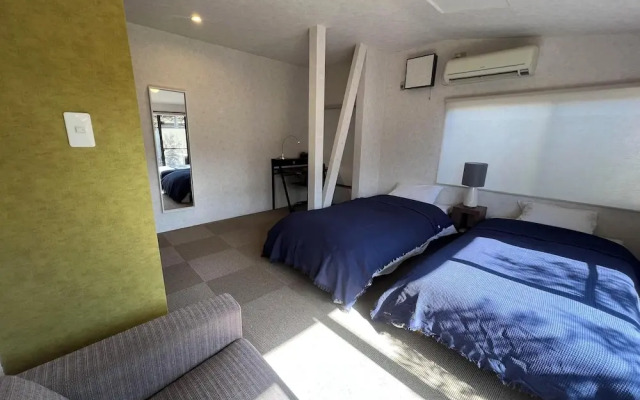 Assi House