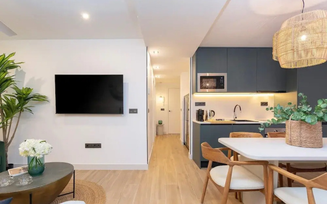 Exclusive Apartment in Granada Center. Alhondiga II