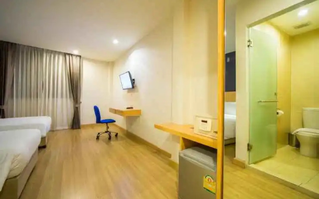 Solo Express Sukhumvit 81