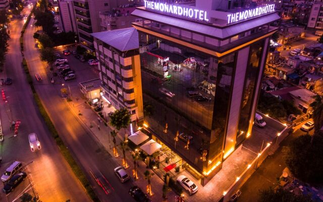 The Monard Hotel вид на фасад