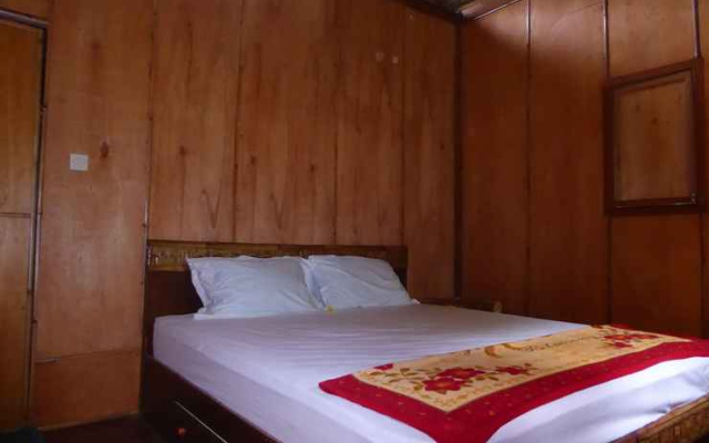 Shibui Garden Bungalows and Restaurant