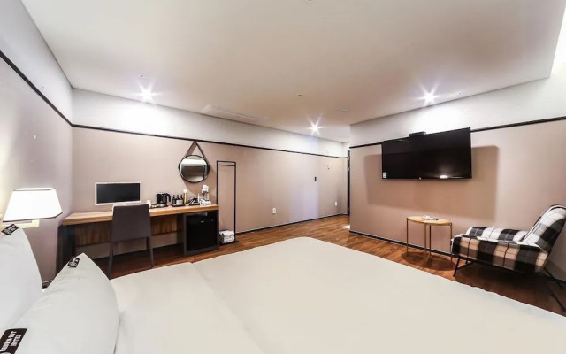 Dynamic Guesthouse