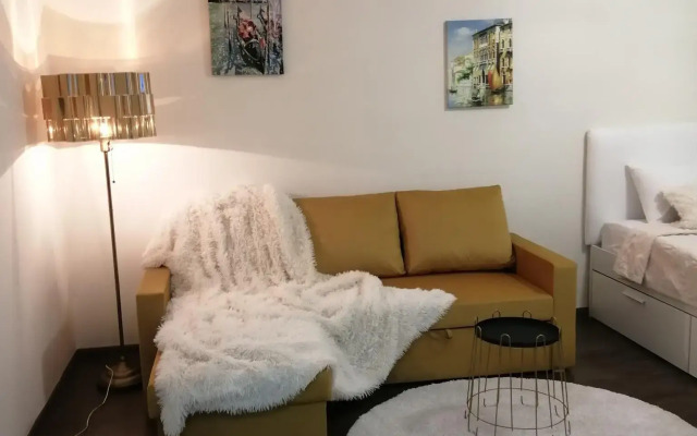 Lux Apartments на улице 8 Марта