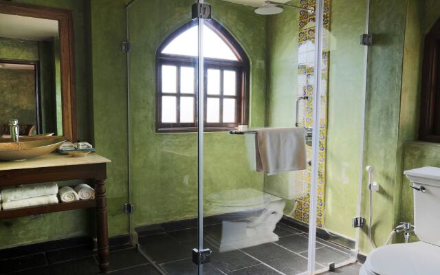 Отель Amritara Aura Spa Retreat North Goa Индия, Северный Гоа - отзывы, цены и фото номеров - забронировать отель Amritara Aura Spa Retreat North Goa онлайн ванная