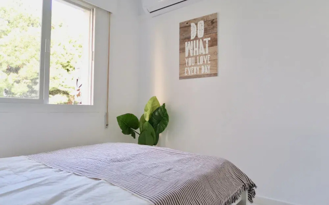 New Skandinavian penthouse-5min to beach