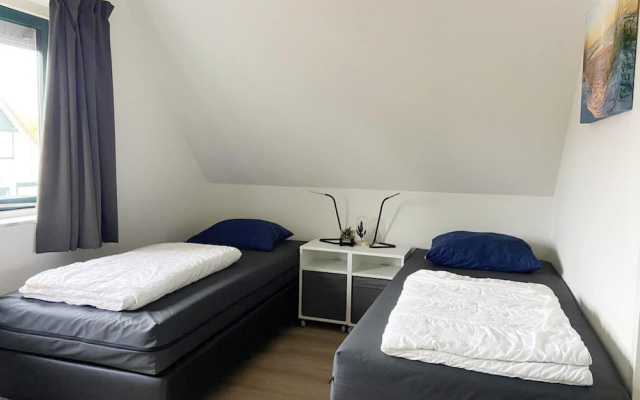Holiday Home With Pet-friendly Garden