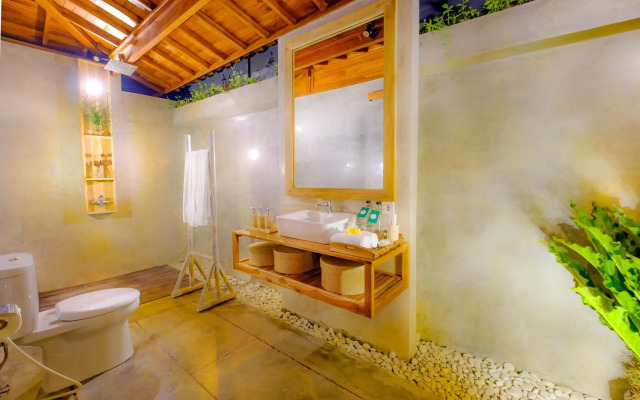 Canggu Wooden Green Paradise