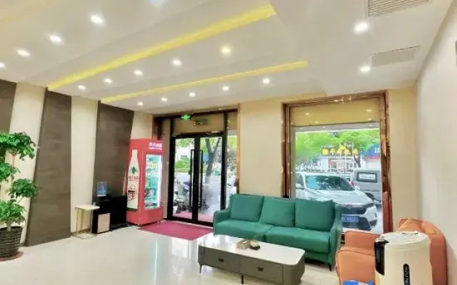 Rujia Pebble Hotel (Longkou Donglai Street Boshang)