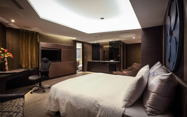 Icloud Luxury Resort & Hotel