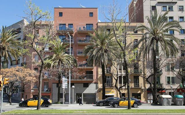 Отель Sata Park Güell Area Испания, Барселона - отзывы, цены и фото номеров - забронировать отель Sata Park Güell Area онлайн вид на фасад