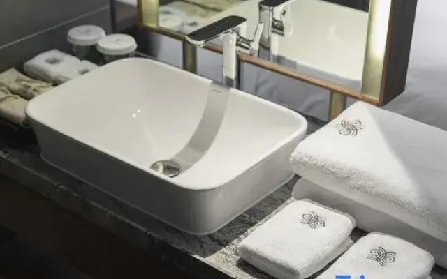 Yunshang Huaxi Holiday Hotel