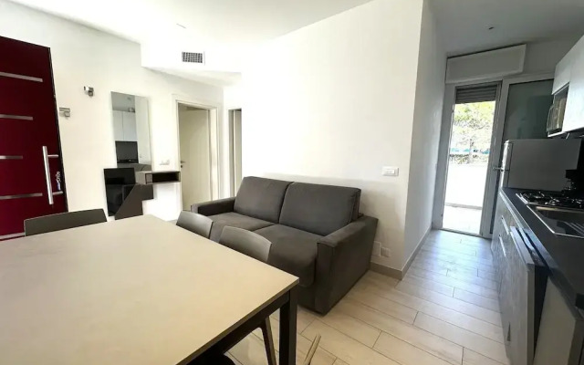 Nice and Bright Flat With Pool