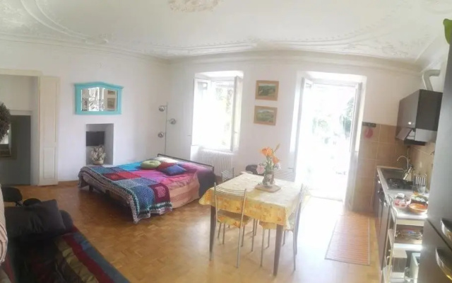 B&B 104