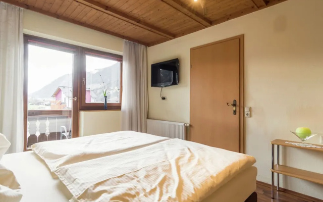 Modern Apartment in Maishofen With Garden