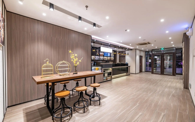 Hanting Hotel Changhun Hongqi Street Changying