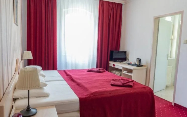 Walzer Hotel & Restaurant