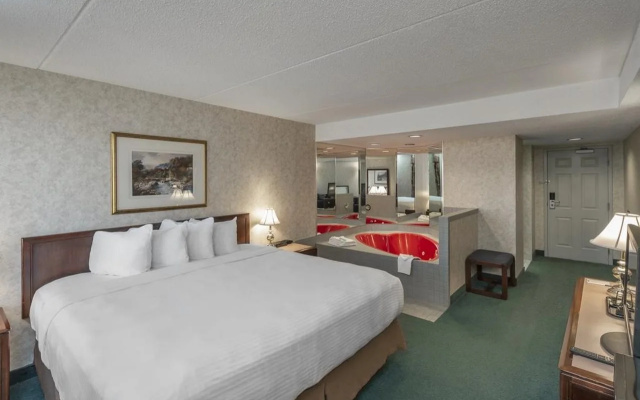 Fairfield by Marriott Niagara Falls, Canada