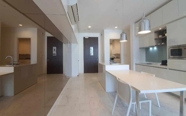 #11-Staycation yo!! Bath Tub Apartment For You =D