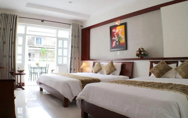 City Hotel 18 Luu Van Lang