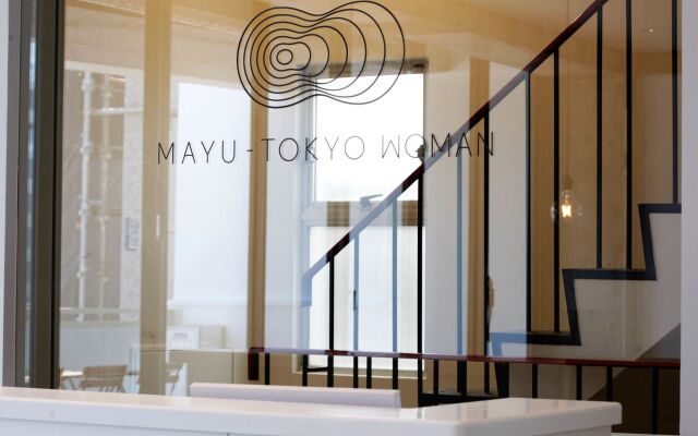 Отель MAYU TOKYO WOMAN - Caters to Women вид на фасад