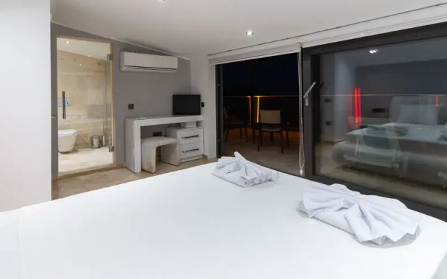 City of the Night Kalkan