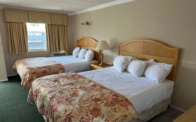 Travelodge by Wyndam Chetwynd
