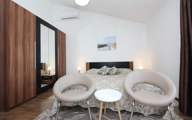 Apartments Alto