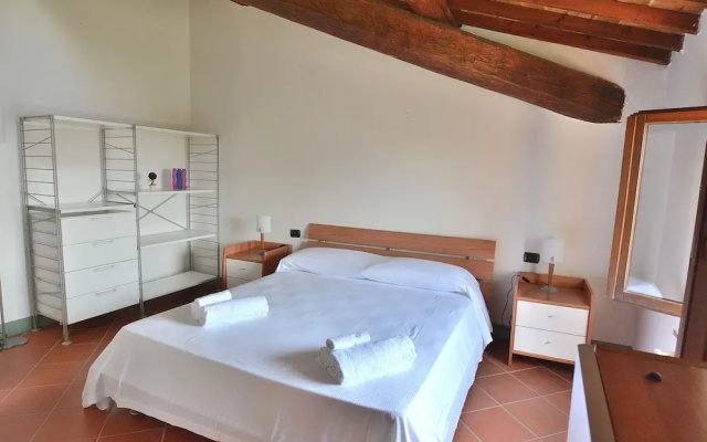 The Knight Loft With Pool