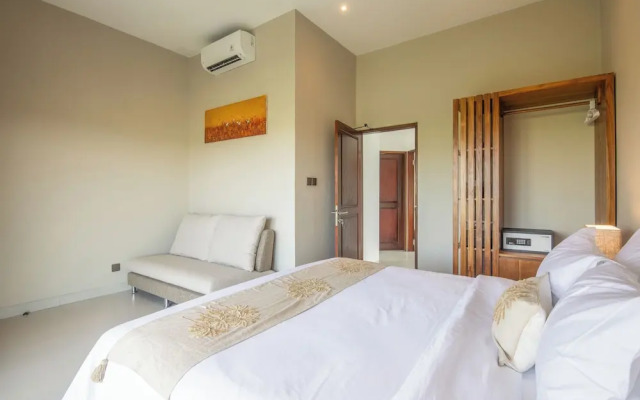4 Bd Seminyak Retreat + Rice Fields 4mins to Beach