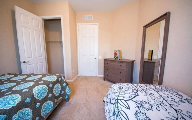 H2u - Olive - Vc4804 4 Bedroom Apts by Redawning