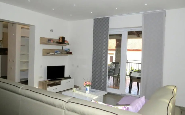 Ane Apartment