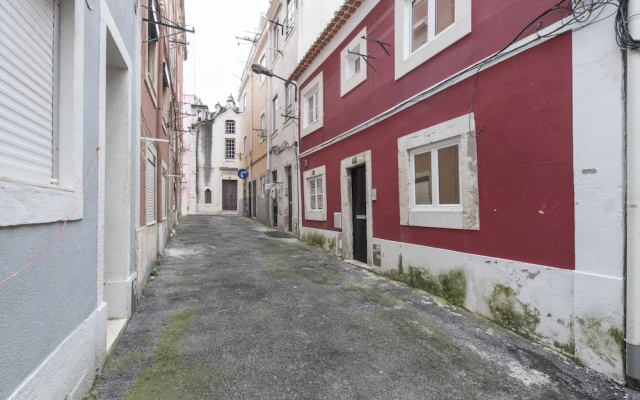 Lovely Flat Between Graça and Alfama by LCH