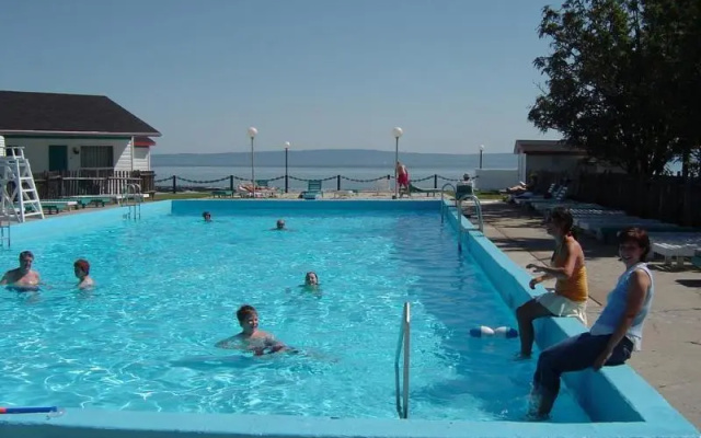 Hotel La Roche Pleureuse