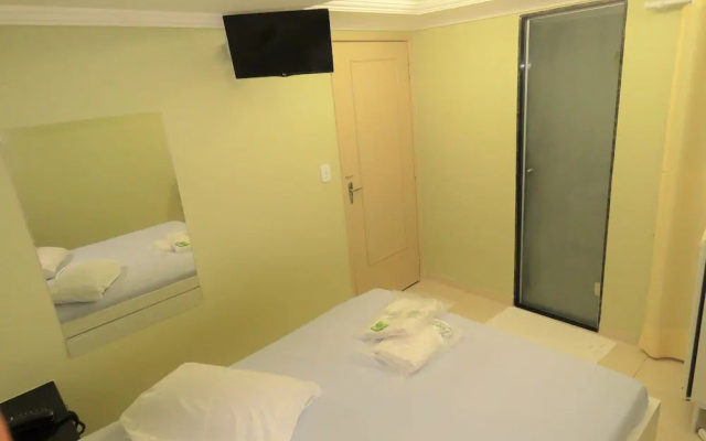 Hotel Rio Verde