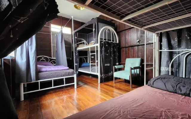 Baan Bright Hostel