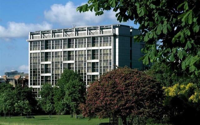 Royal Garden Hotel вид на фасад