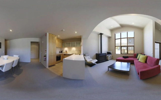 Snow Stream Apartments